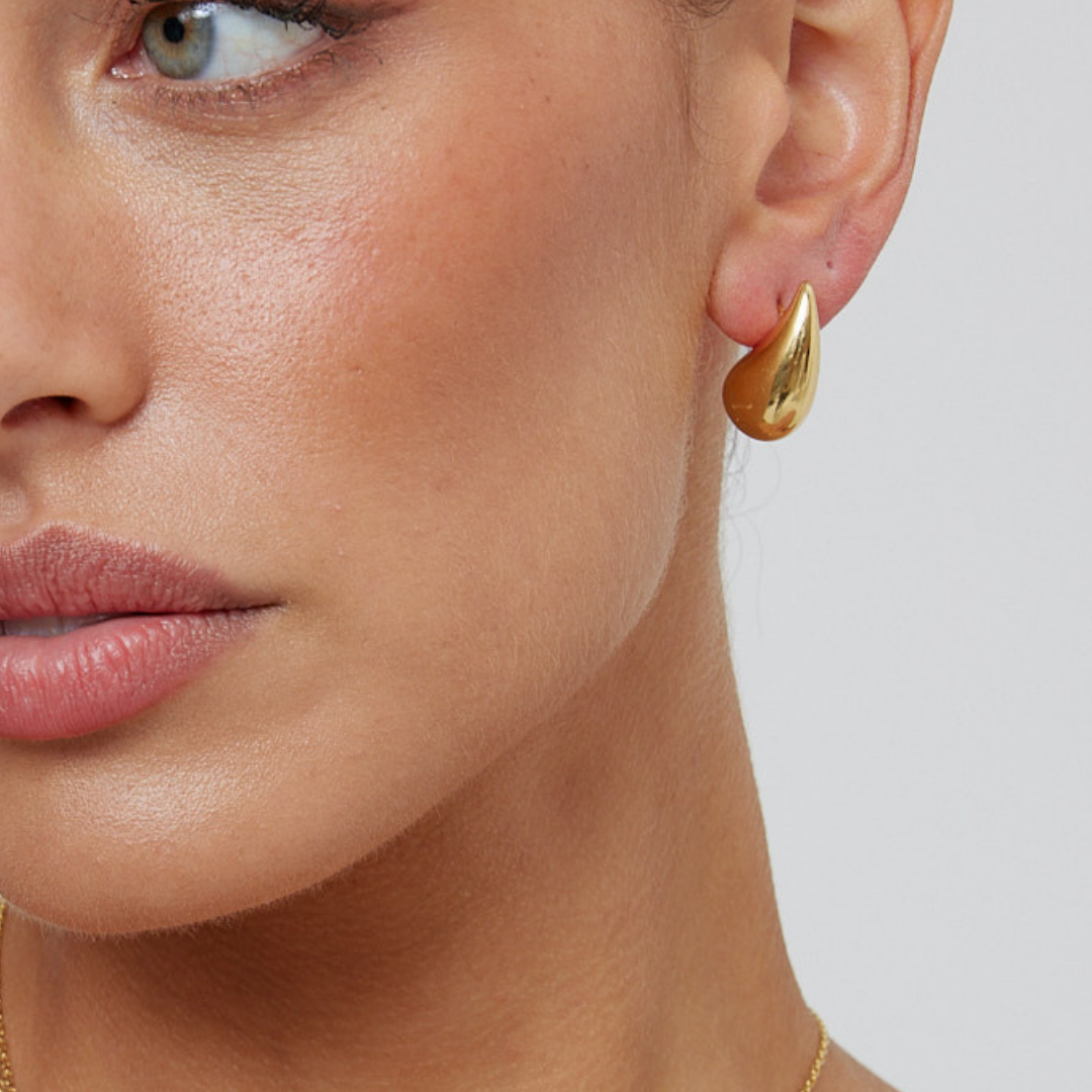 Bella Drop Earrings Gold