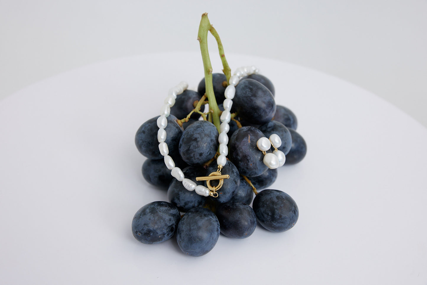 Harper Pearl Necklace Fob